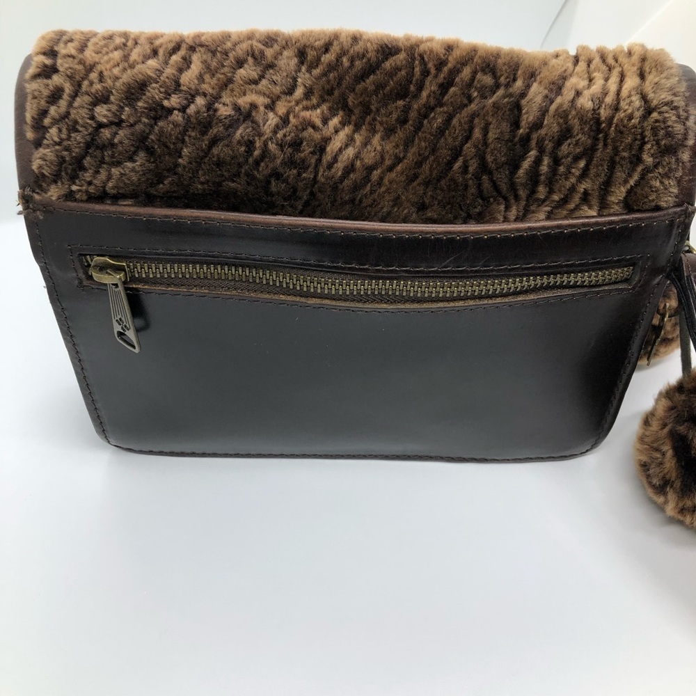 Patricia Nash Crossbody or Wristlet - Picture 3 of 9